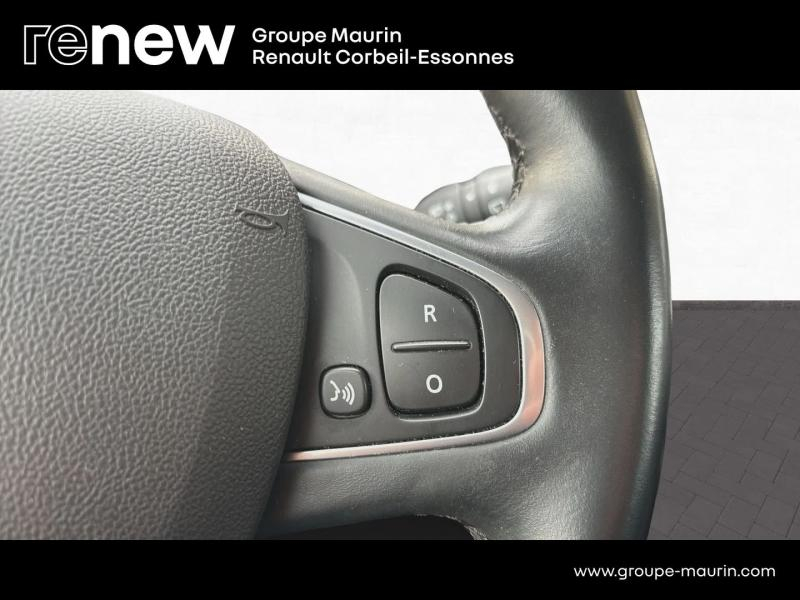 Photo 20 de l’annonce de RENAULT Clio d’occasion à vendre à CORBEIL-ESSONNES