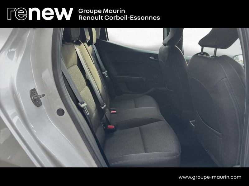 Photo 16 de l’annonce de RENAULT Clio d’occasion à vendre à CORBEIL-ESSONNES