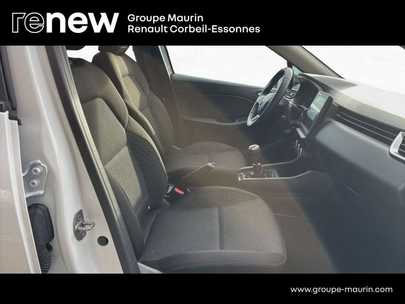 Photo 18 de l’annonce de RENAULT Clio d’occasion à vendre à CORBEIL-ESSONNES