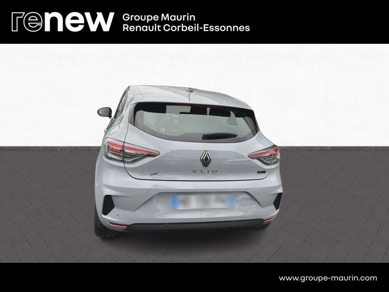 Photo 4 de l’annonce de RENAULT Clio d’occasion à vendre à CORBEIL-ESSONNES