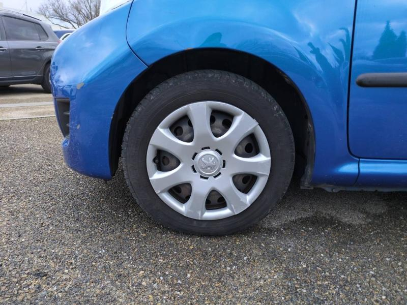 Photo 7 de l’annonce de PEUGEOT 107 d’occasion à vendre à NÎMES