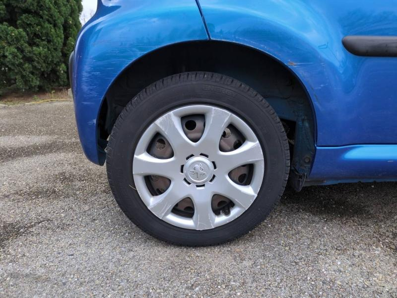 Photo 10 de l’annonce de PEUGEOT 107 d’occasion à vendre à NÎMES