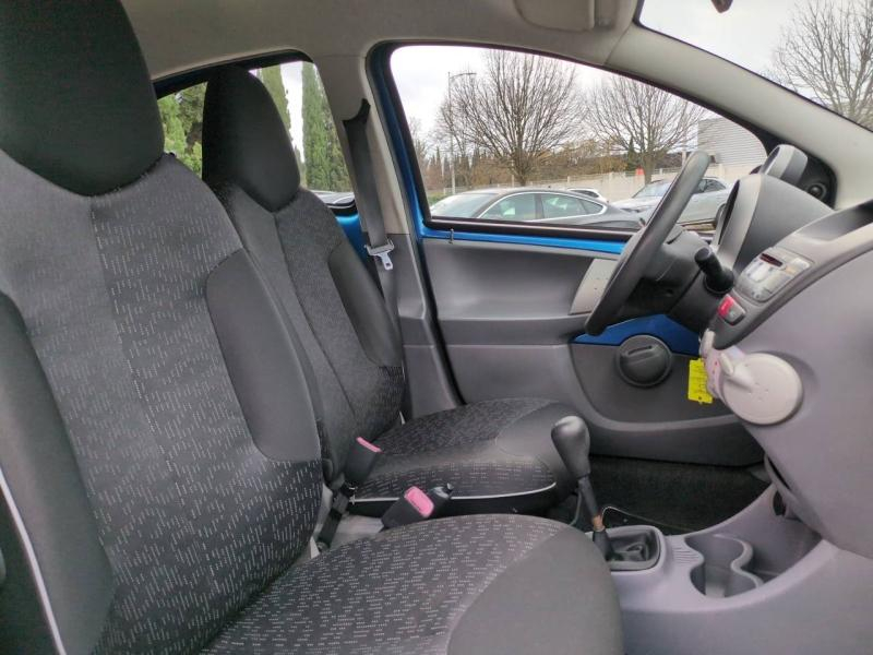 Photo 14 de l’annonce de PEUGEOT 107 d’occasion à vendre à NÎMES