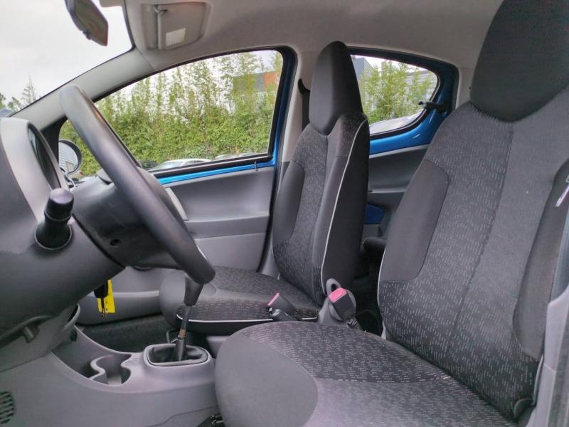 Photo 16 de l’annonce de PEUGEOT 107 d’occasion à vendre à NÎMES