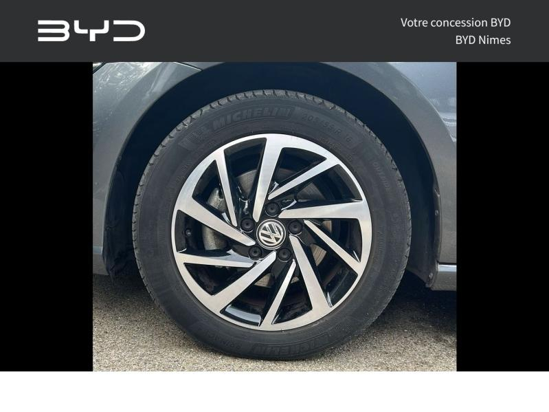 Photo 19 de l’annonce de VOLKSWAGEN Golf d’occasion à vendre à NIMES