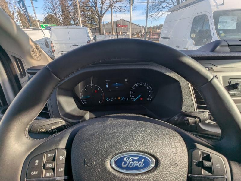 Photo 12 de l’annonce de FORD Transit CCb VUL d’occasion à vendre à DRAGUIGNAN