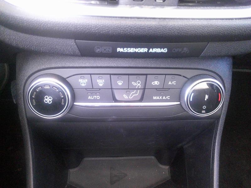 Photo 13 de l’annonce de FORD Fiesta d’occasion à vendre à PERPIGNAN