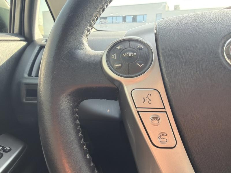 Photo 13 de l’annonce de TOYOTA Prius+ d’occasion à vendre à ANNEMASSE