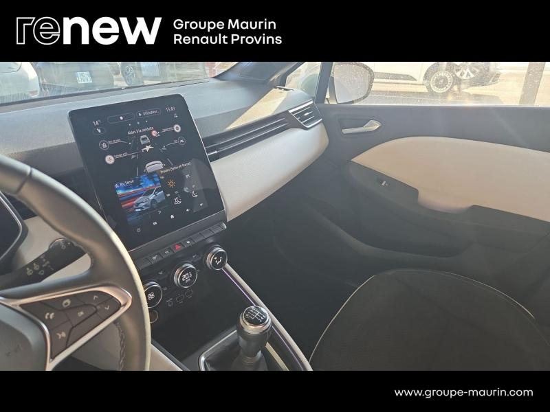 Photo 17 de l’annonce de RENAULT Clio d’occasion à vendre à PROVINS