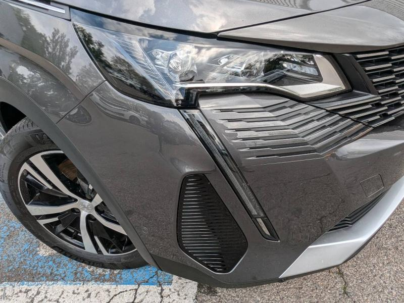 Photo 3 de l’annonce de PEUGEOT 3008 d’occasion à vendre à VITROLLES