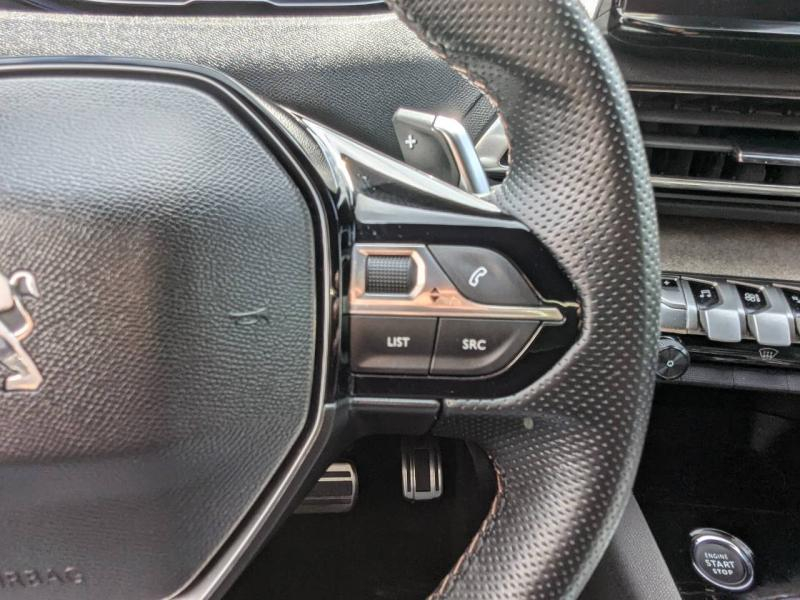 Photo 14 de l’annonce de PEUGEOT 3008 d’occasion à vendre à VITROLLES