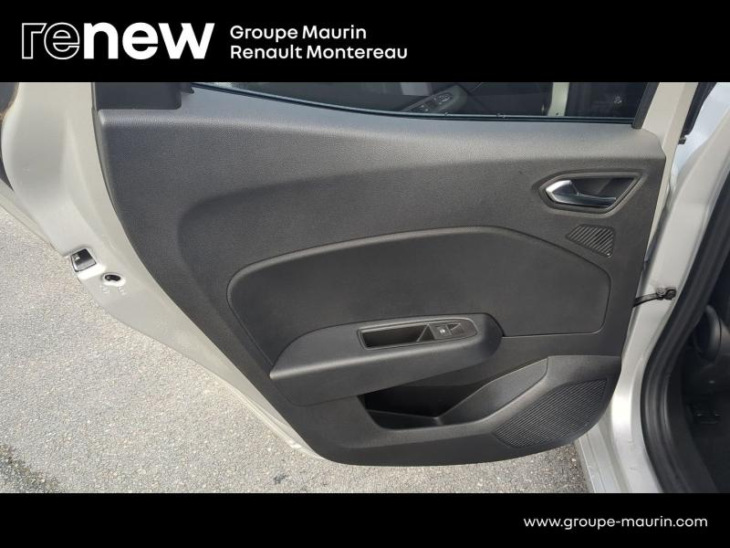 Photo 18 de l’annonce de RENAULT Clio d’occasion à vendre à VARENNES SUR SEINE