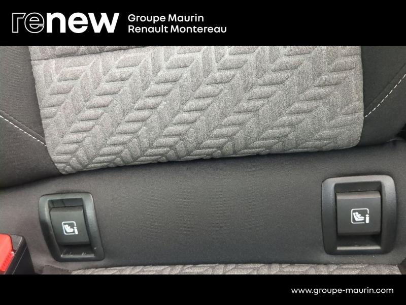 Photo 20 de l’annonce de RENAULT Clio d’occasion à vendre à VARENNES SUR SEINE