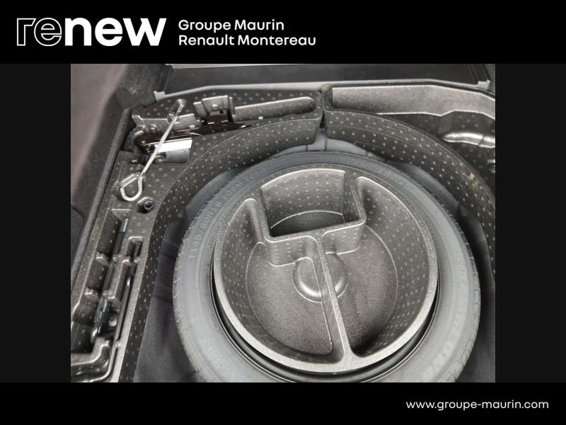 Photo 13 de l’annonce de RENAULT  d’occasion à vendre à VARENNES SUR SEINE