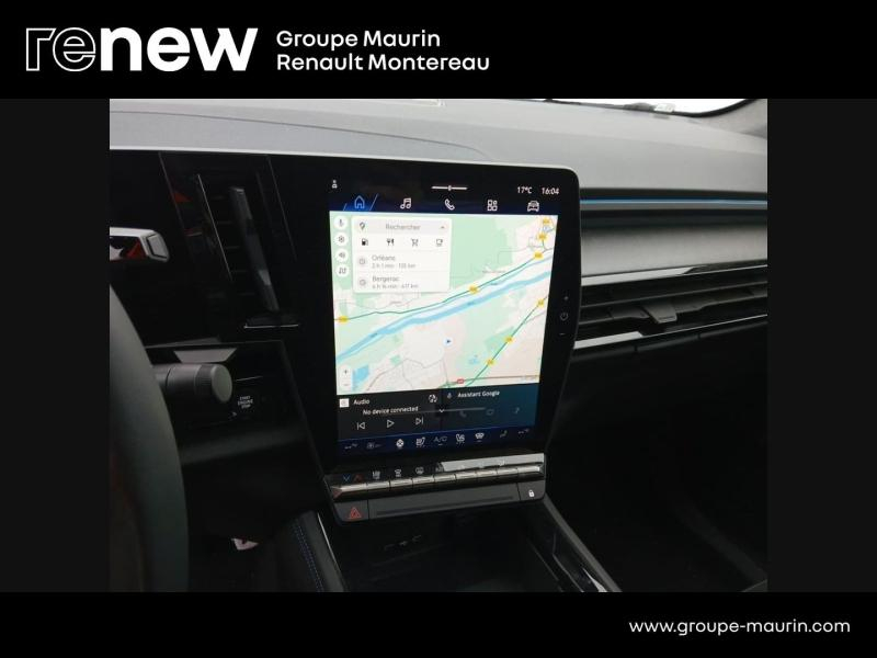 Photo 16 de l’annonce de RENAULT  d’occasion à vendre à VARENNES SUR SEINE