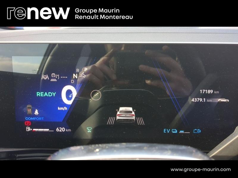 Photo 9 de l’annonce de RENAULT  d’occasion à vendre à VARENNES SUR SEINE