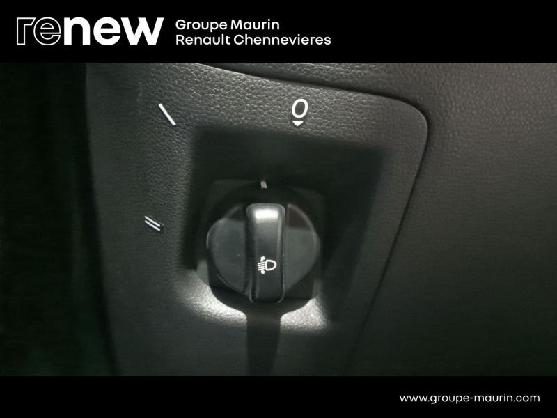 Photo 20 de l’annonce de DACIA Spring d’occasion à vendre à CHENNEVIÈRES-SUR-MARNE