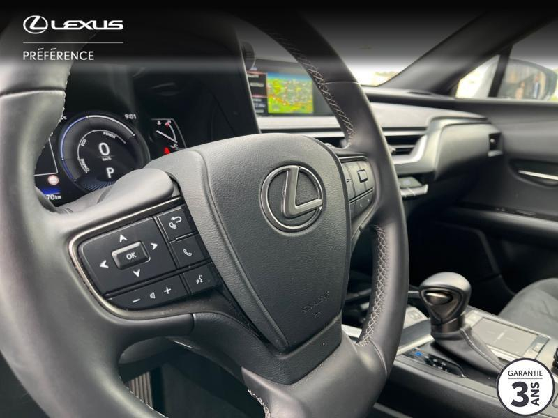 Photo 7 de l’annonce de LEXUS UX d’occasion à vendre à LATTES