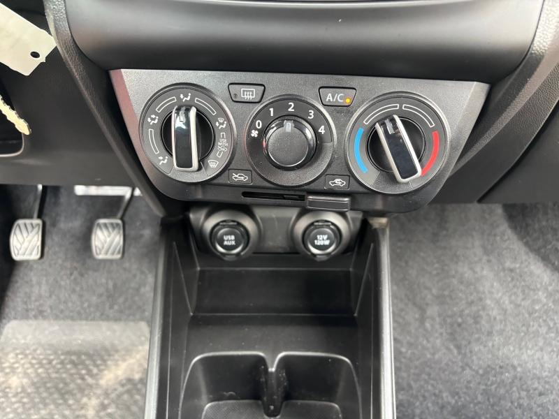 Photo 13 de l’annonce de SUZUKI Swift d’occasion à vendre à LA GARDE