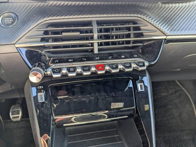 Photo 18 de l’annonce de PEUGEOT 2008 d’occasion à vendre à MARSEILLE