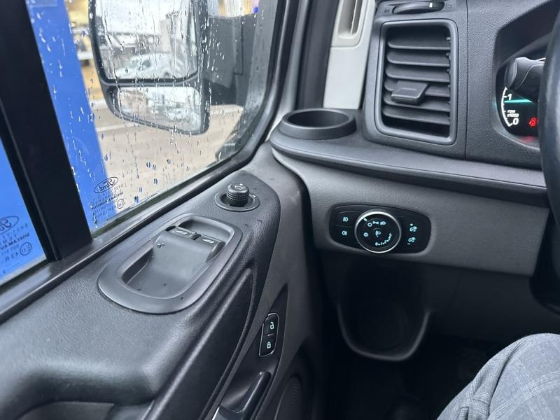 Photo 16 de l’annonce de FORD Transit Custom Fg VUL d’occasion à vendre à MARTIGUES