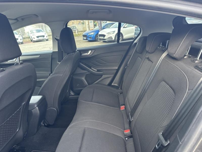 Photo 11 de l’annonce de FORD Focus d’occasion à vendre à MARTIGUES