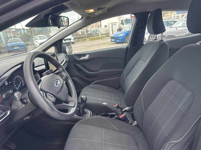 Photo 9 de l’annonce de FORD Fiesta d’occasion à vendre à MARTIGUES