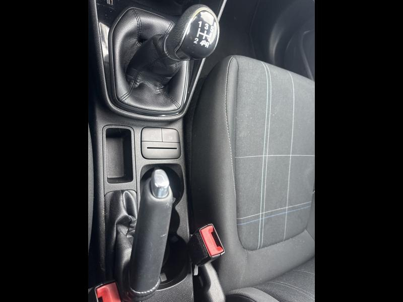 Photo 17 de l’annonce de FORD Fiesta d’occasion à vendre à MARTIGUES