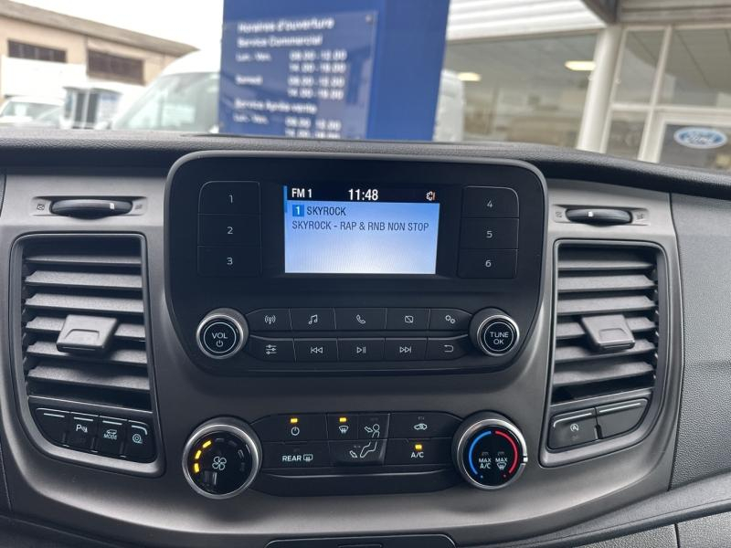 Photo 14 de l’annonce de FORD Transit Custom Kombi d’occasion à vendre à MARTIGUES