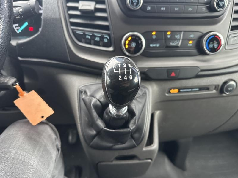 Photo 15 de l’annonce de FORD Transit Custom Kombi d’occasion à vendre à MARTIGUES