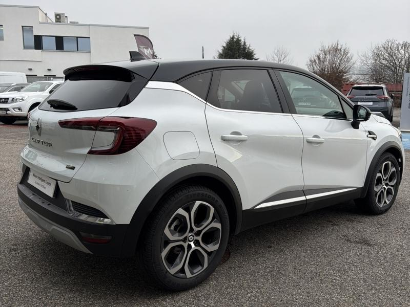 Photo 5 de l’annonce de RENAULT Captur d’occasion à vendre à ANNEMASSE