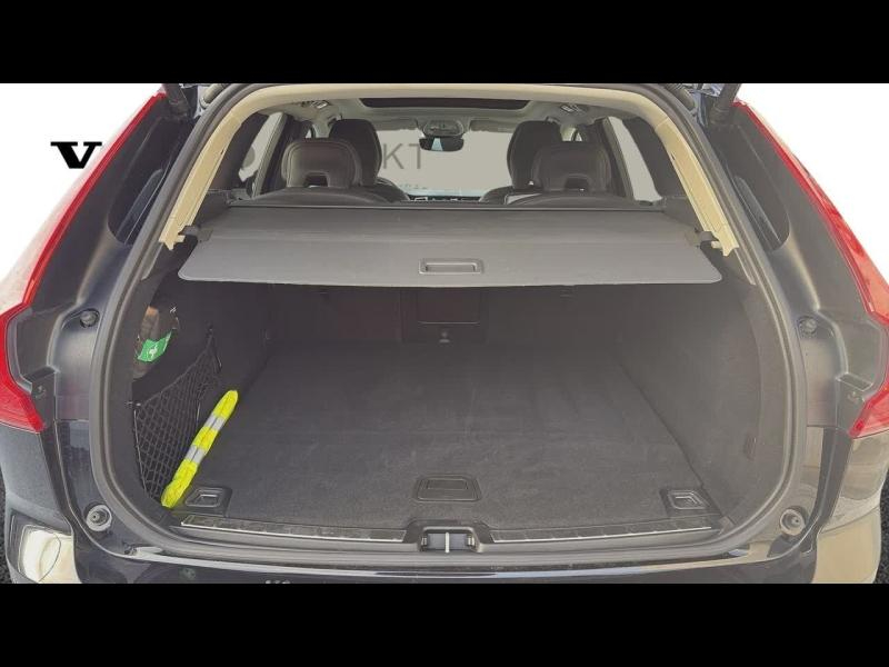 Photo 7 de l’annonce de VOLVO XC60 d’occasion à vendre à TOULON