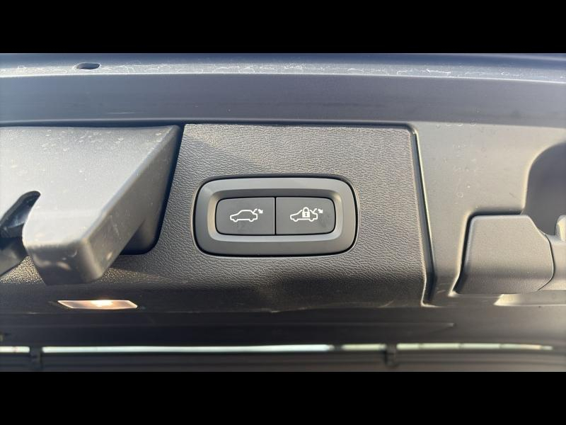 Photo 8 de l’annonce de VOLVO XC60 d’occasion à vendre à TOULON