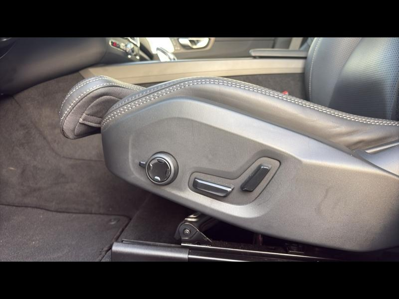 Photo 16 de l’annonce de VOLVO XC60 d’occasion à vendre à TOULON