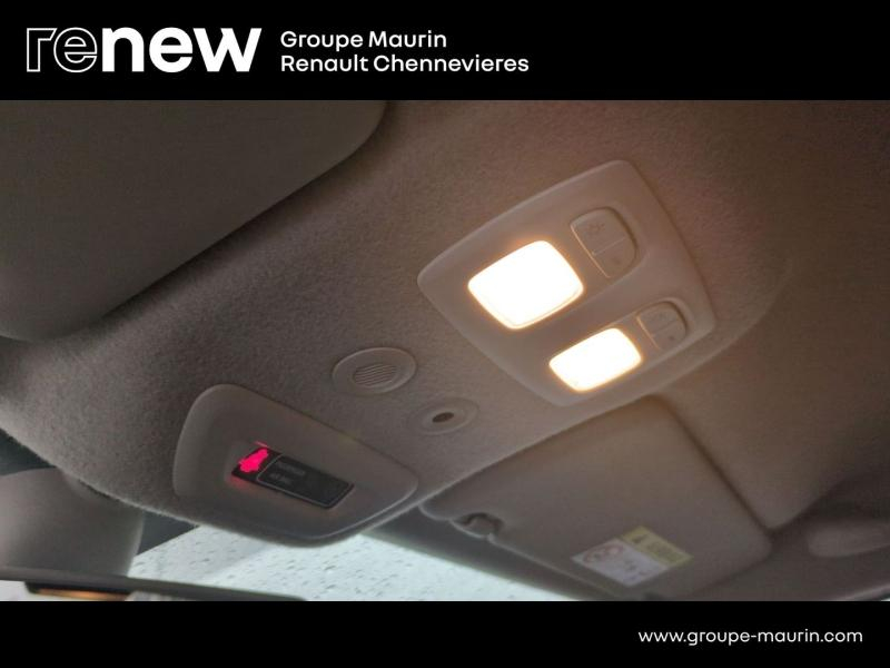 Photo 20 de l’annonce de DACIA Duster d’occasion à vendre à CHENNEVIÈRES-SUR-MARNE