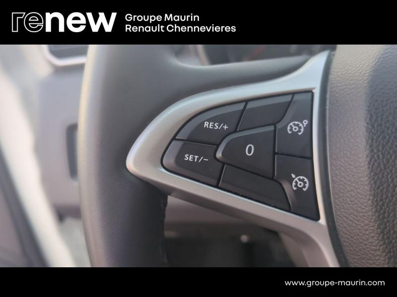 Photo 16 de l’annonce de DACIA Duster d’occasion à vendre à CHENNEVIÈRES-SUR-MARNE