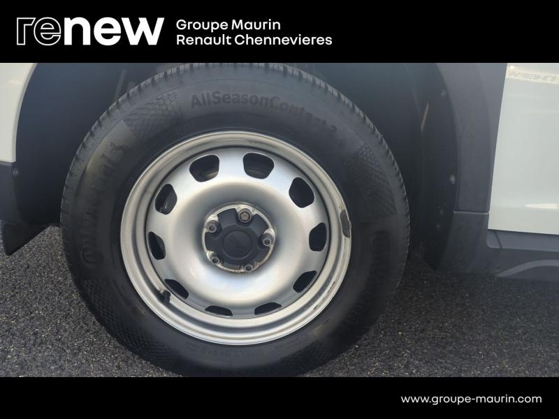 Photo 18 de l’annonce de DACIA Duster d’occasion à vendre à CHENNEVIÈRES-SUR-MARNE