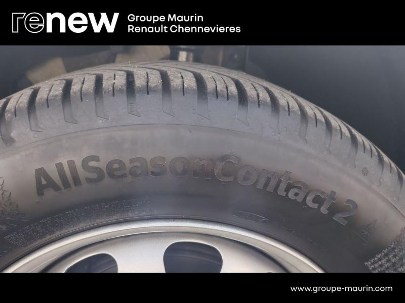 Photo 19 de l’annonce de DACIA Duster d’occasion à vendre à CHENNEVIÈRES-SUR-MARNE