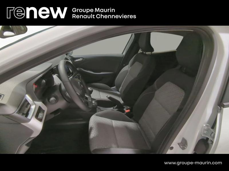 Photo 17 de l’annonce de RENAULT Clio d’occasion à vendre à CHENNEVIÈRES-SUR-MARNE