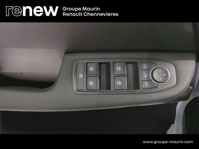 Photo 18 de l’annonce de RENAULT Clio d’occasion à vendre à CHENNEVIÈRES-SUR-MARNE