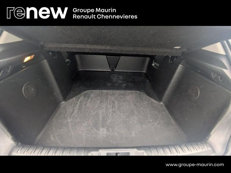 Photo 15 de l’annonce de RENAULT Megane Sté VUL d’occasion à vendre à CHENNEVIÈRES-SUR-MARNE