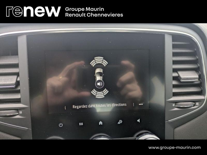 Photo 20 de l’annonce de RENAULT Megane Sté VUL d’occasion à vendre à CHENNEVIÈRES-SUR-MARNE