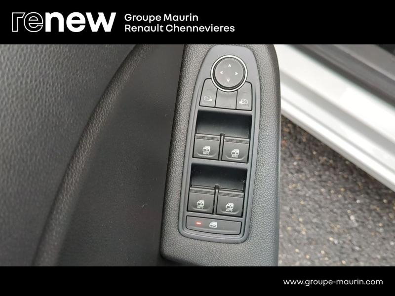 Photo 14 de l’annonce de RENAULT Clio d’occasion à vendre à CHENNEVIÈRES-SUR-MARNE