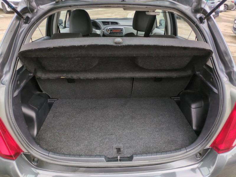 Photo 13 de l’annonce de TOYOTA Yaris d’occasion à vendre à NÎMES