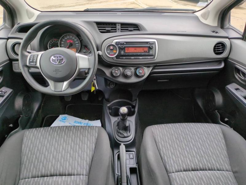 Photo 20 de l’annonce de TOYOTA Yaris d’occasion à vendre à NÎMES