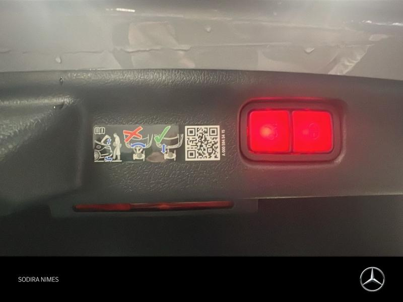 Photo 12 de l’annonce de MERCEDES-BENZ Classe C d’occasion à vendre à NIMES
