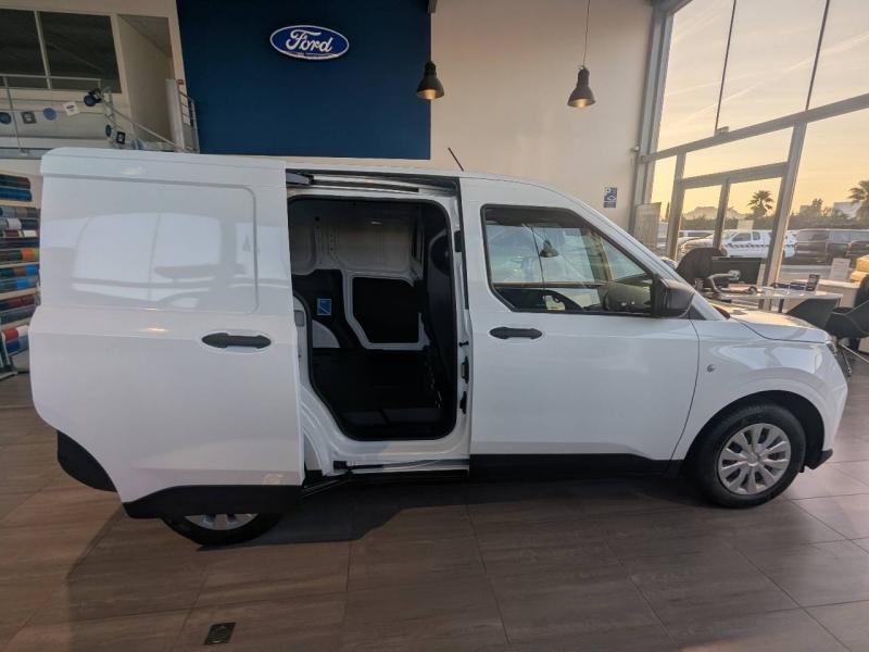 Photo 9 de l’annonce de FORD Transit Courier VUL d’occasion à vendre à FRÉJUS