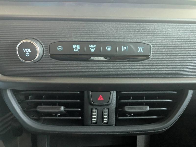 Photo 20 de l’annonce de FORD Transit Courier VUL d’occasion à vendre à FRÉJUS