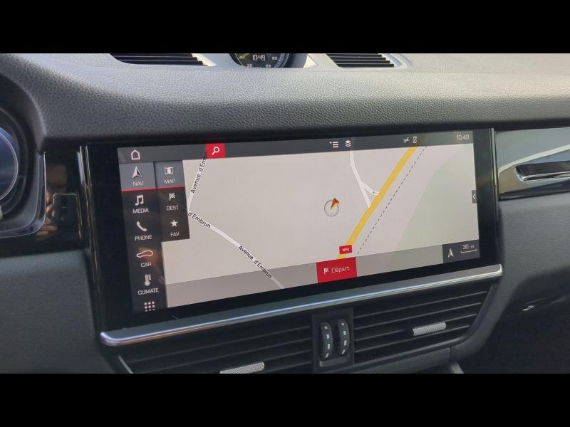 Photo 19 de l’annonce de PORSCHE Cayenne d’occasion à vendre à GAP