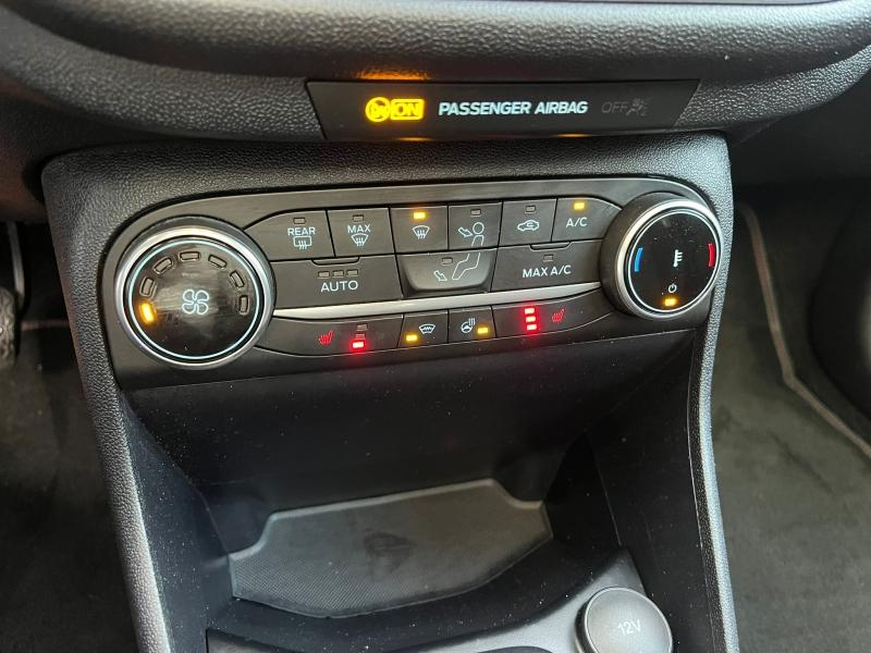 Photo 15 de l’annonce de FORD Fiesta d’occasion à vendre à NARBONNE